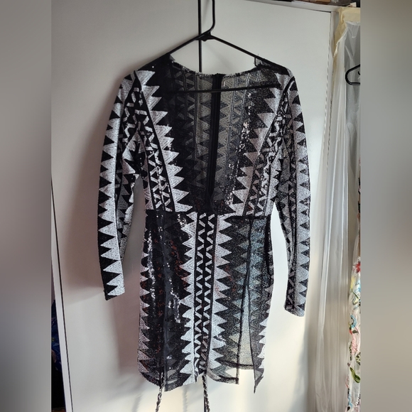 Sequin Split Mini Dress - Picture 3 of 16